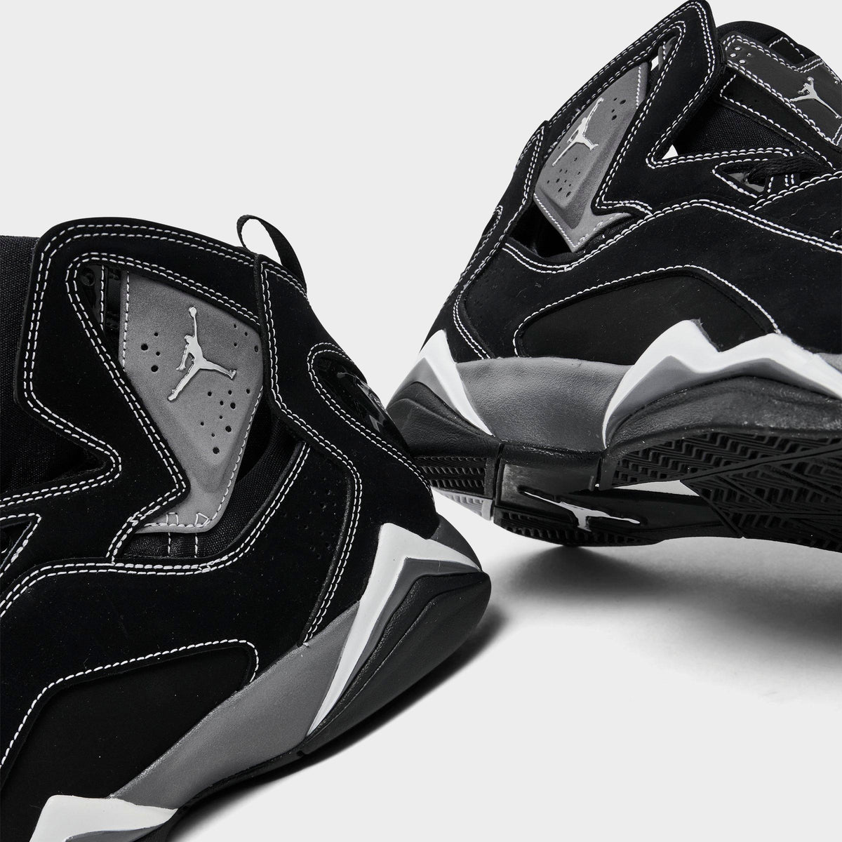 Men's Jordan True Flight Basketball Shoes - Black/Metallic Silver/Light Graphite - view 3