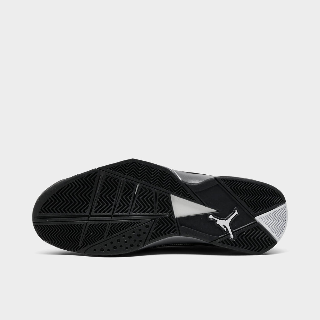 Men's Jordan True Flight Basketball Shoes - Black/Metallic Silver/Light Graphite - view 6