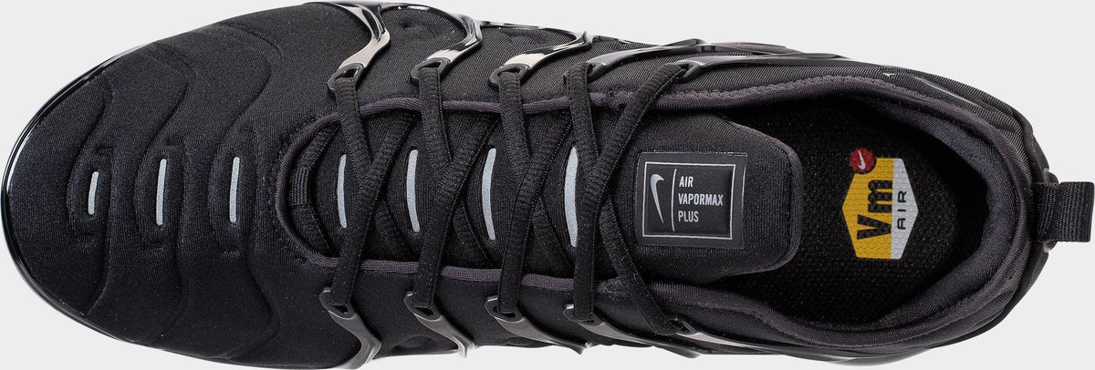 Men's Nike Air VaporMax Plus Running Shoes - Black/Black/Dark Grey - view 7