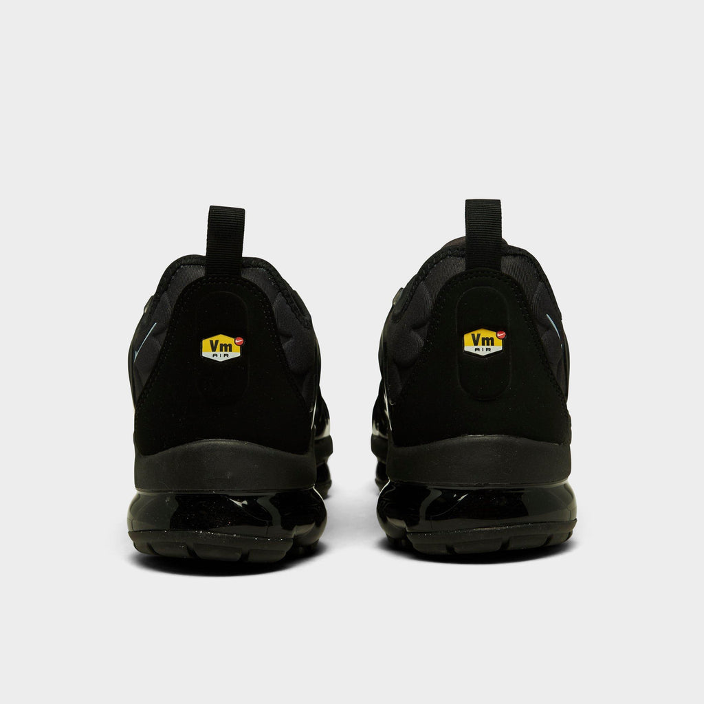 Men's Nike Air VaporMax Plus Running Shoes - Black/Aluminum - view 4