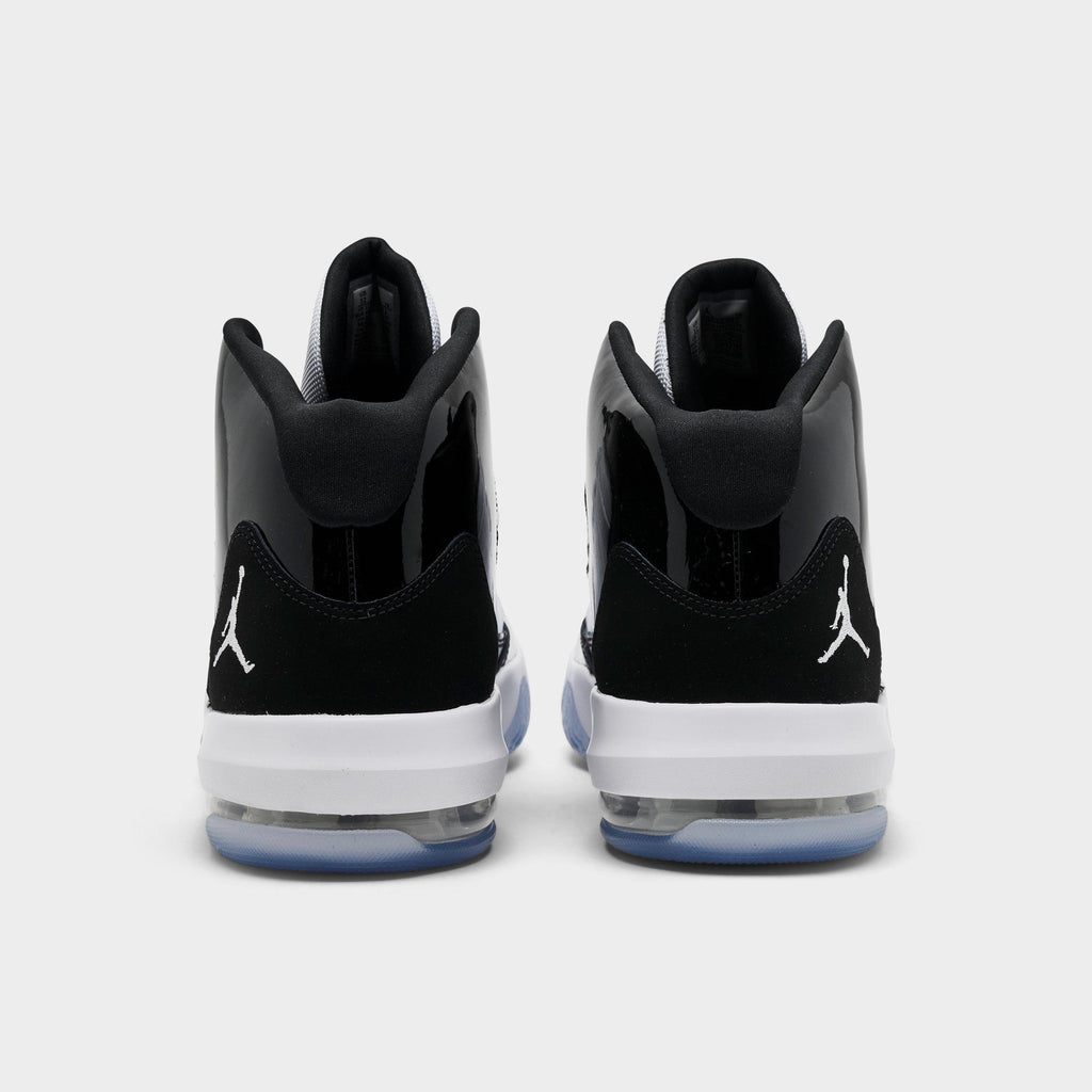 Men's Jordan Max Aura Casual Shoes - Black/White - view 4