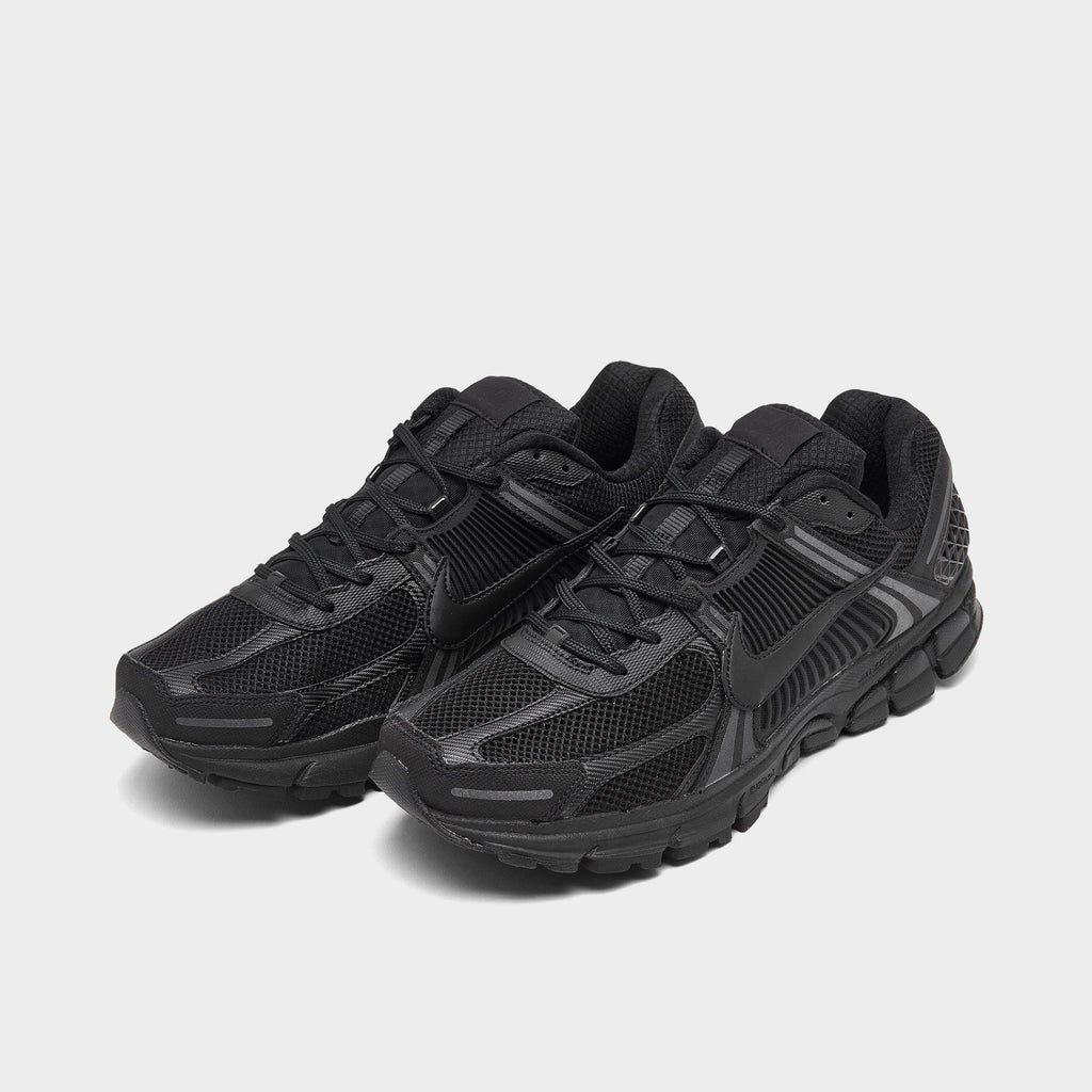 Men's Nike Zoom Vomero 5 Casual Shoes - Black/Black - view 2