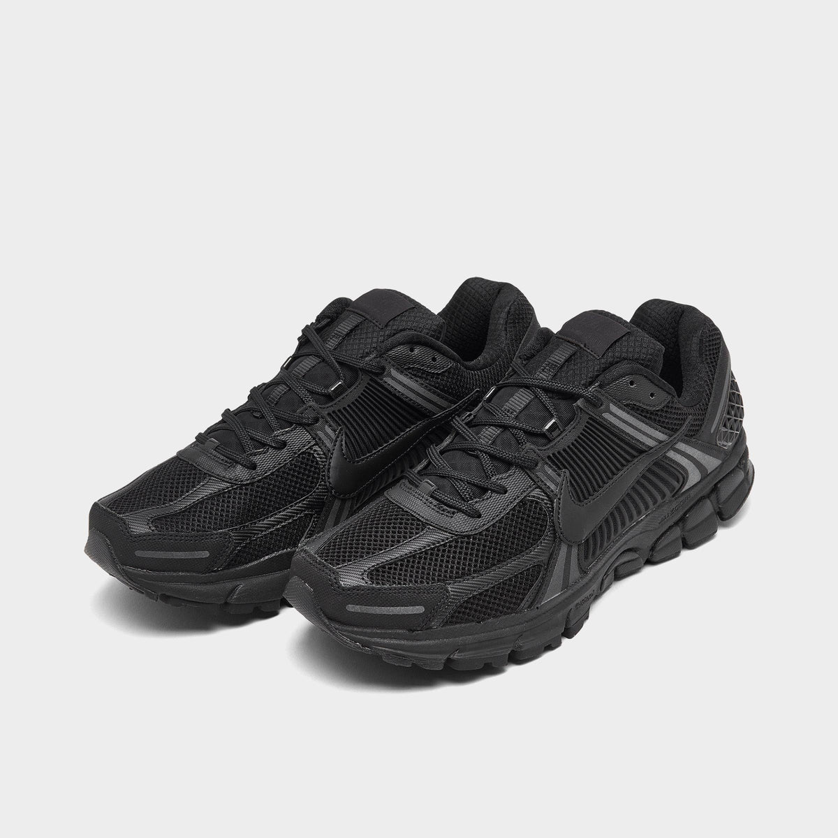 Men's Nike Zoom Vomero 5 Casual Shoes - Black/Black - view 2