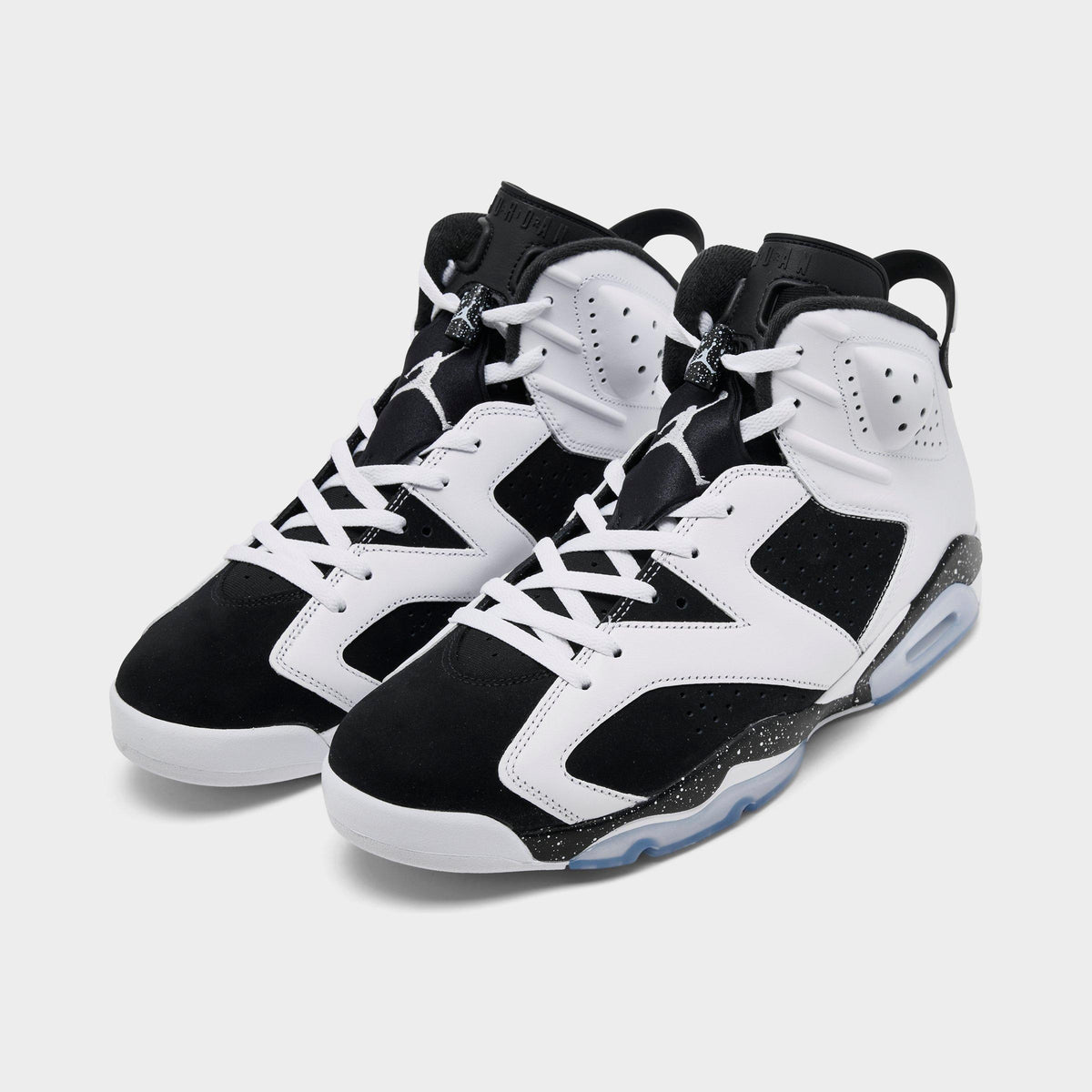 Men's Air Jordan Retro 6 Basketball Shoes - White/Black - view 2