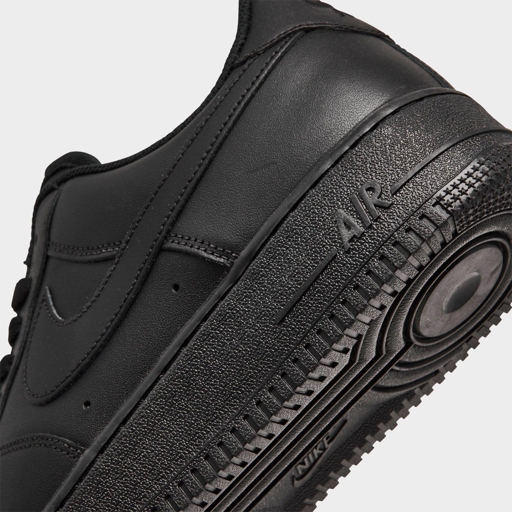Men's Nike Air Force 1 '07 Low Casual Shoes - Black/Black - view 3