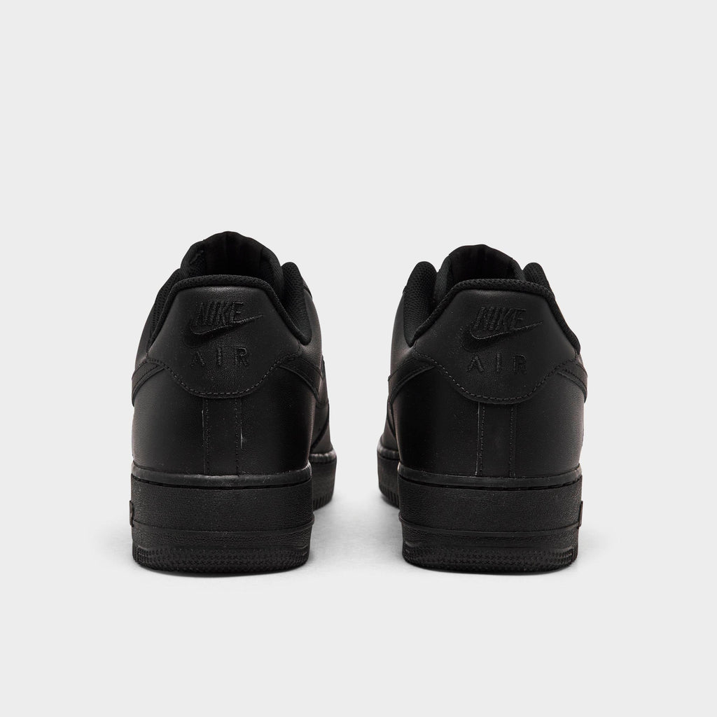 Men's Nike Air Force 1 '07 Low Casual Shoes - Black/Black - view 4