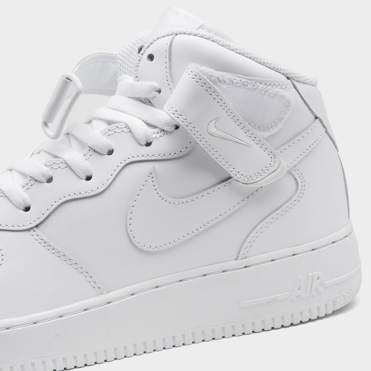 Men's Nike Air Force 1 Mid '07 Casual Shoes - White/White - view 3