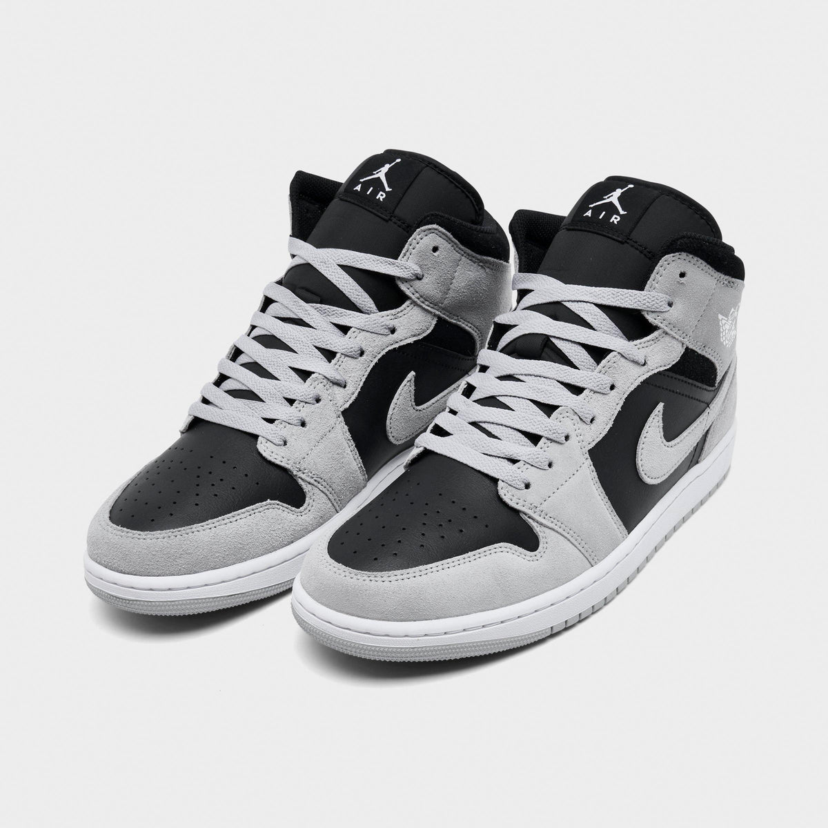 Men's Air Jordan Retro 1 Mid Casual Shoes - Light Smoke Grey/Black/White - view 2