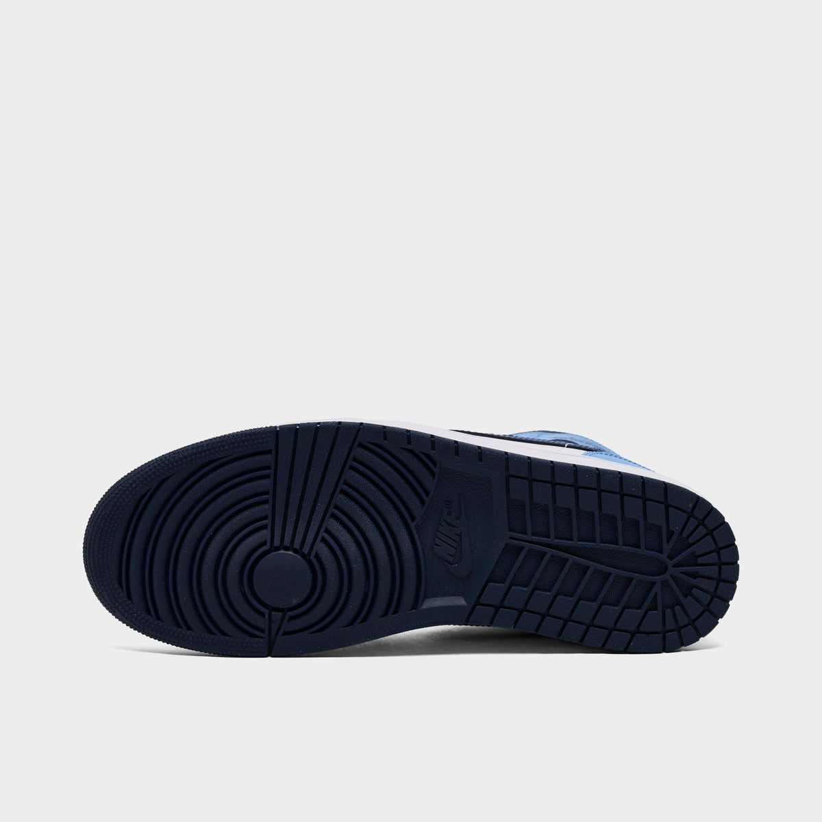 Men's Air Jordan Retro 1 Mid Casual Shoes - University Blue/White/Sail/Midnight Navy - view 6