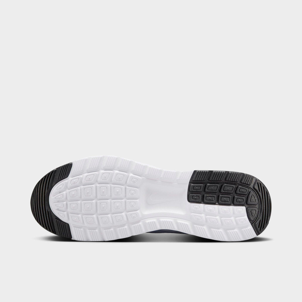 Men's Nike Air Max Nuaxis Casual Shoes - White/Black/White - view 6
