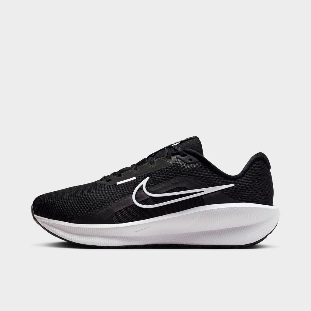 Men's Nike Downshifter 13 Running Shoes (Extra Wide Width) - Black/Dark Smoke Grey/White