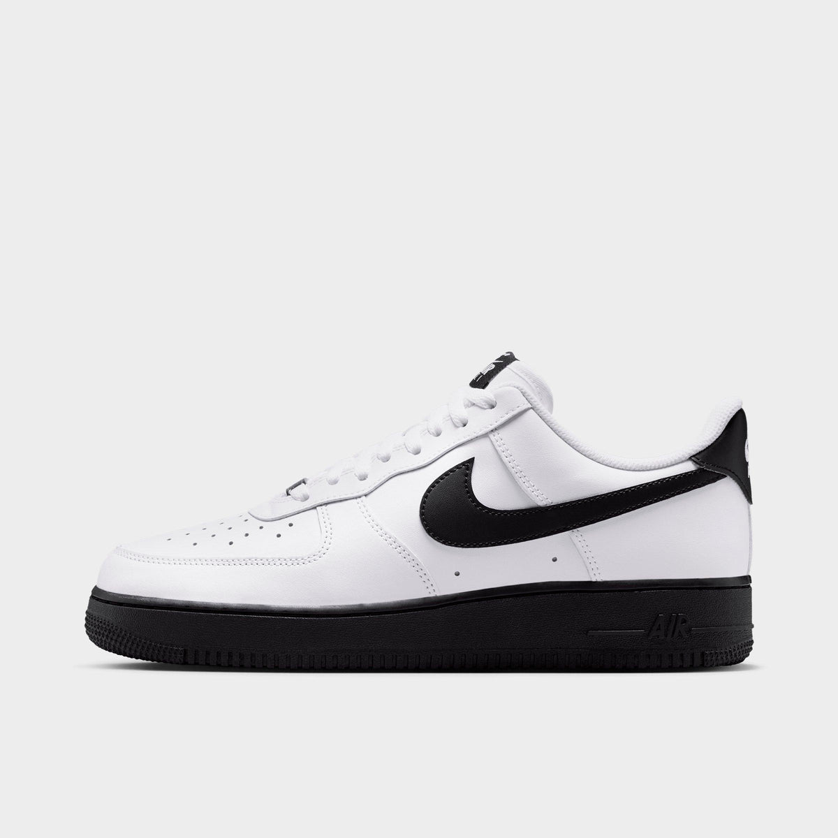 Men's Nike Air Force 1 '07 Casual Shoes - White/Black