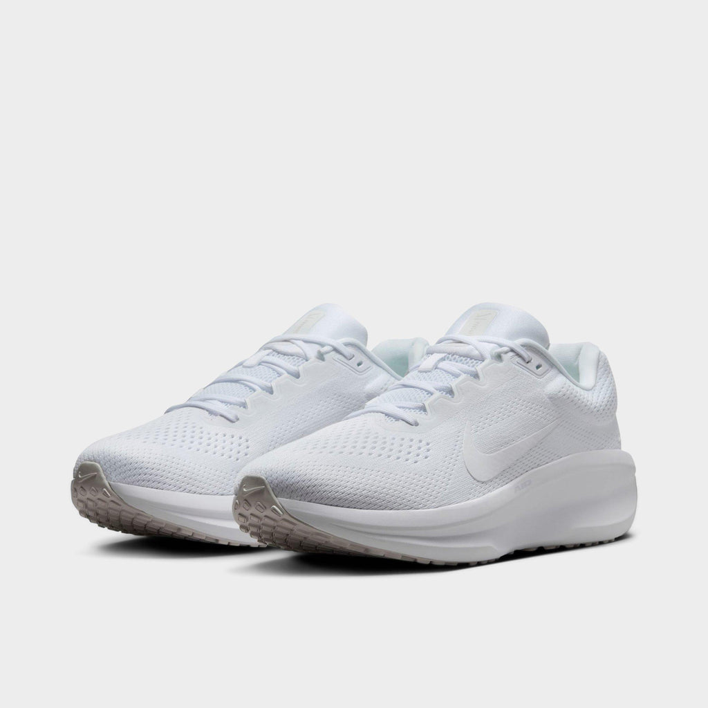 Men's Nike Winflo 11 Running Shoes - White/Photon Dust/White - view 2
