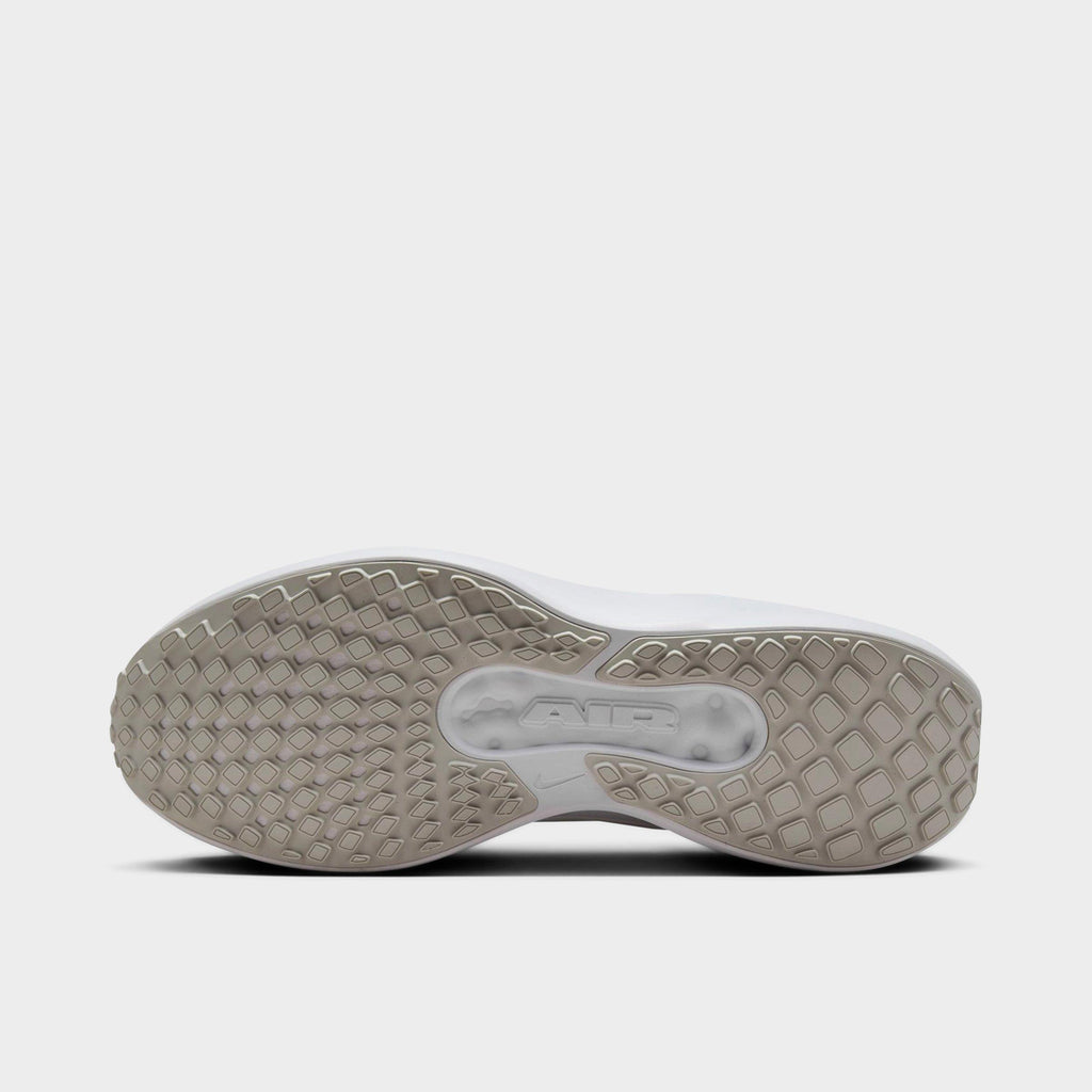 Men's Nike Winflo 11 Running Shoes - White/Photon Dust/White - view 6
