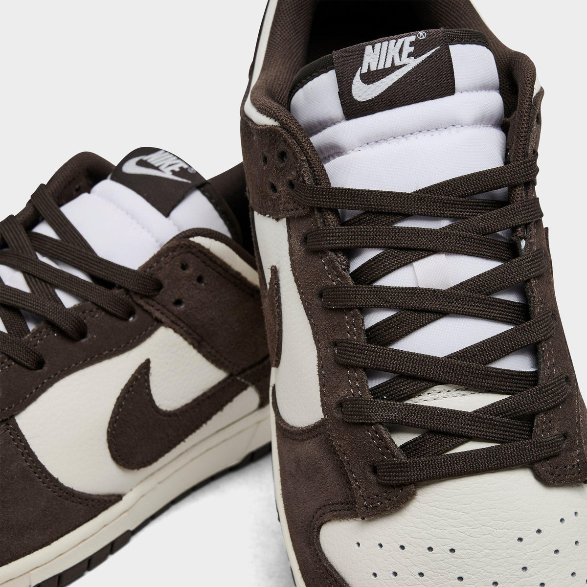 Men's Nike Dunk Low Retro Casual Shoes - Pale Ivory/Pale Ivory/Baroque Brown - view 3