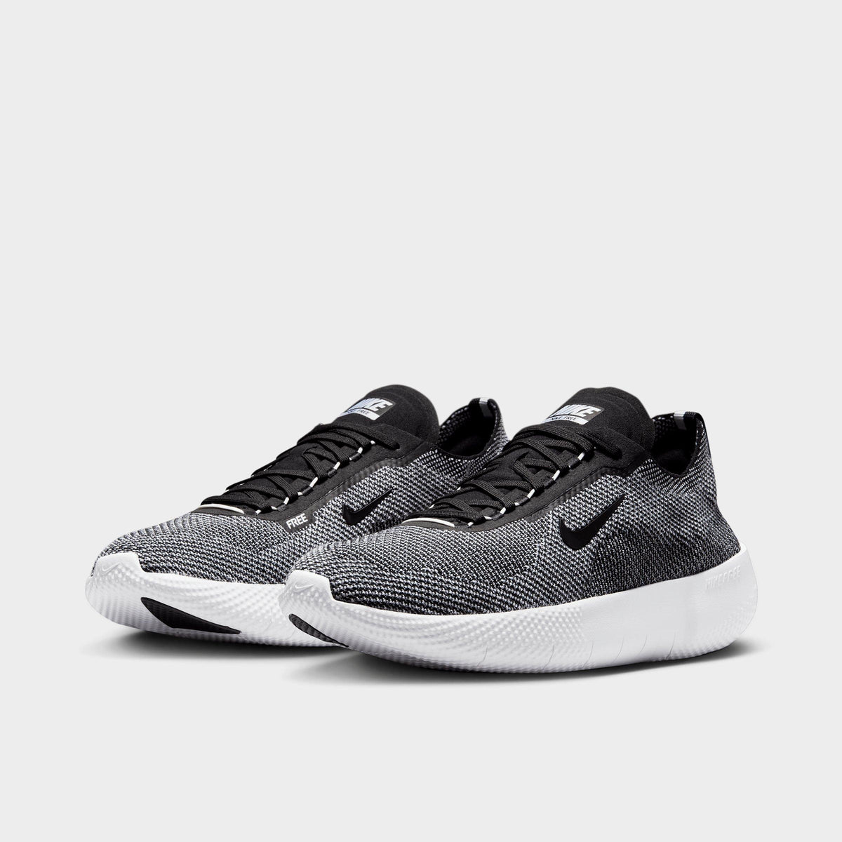 Men's Nike Free 2025 Running Shoes - Black/Black/White - view 2