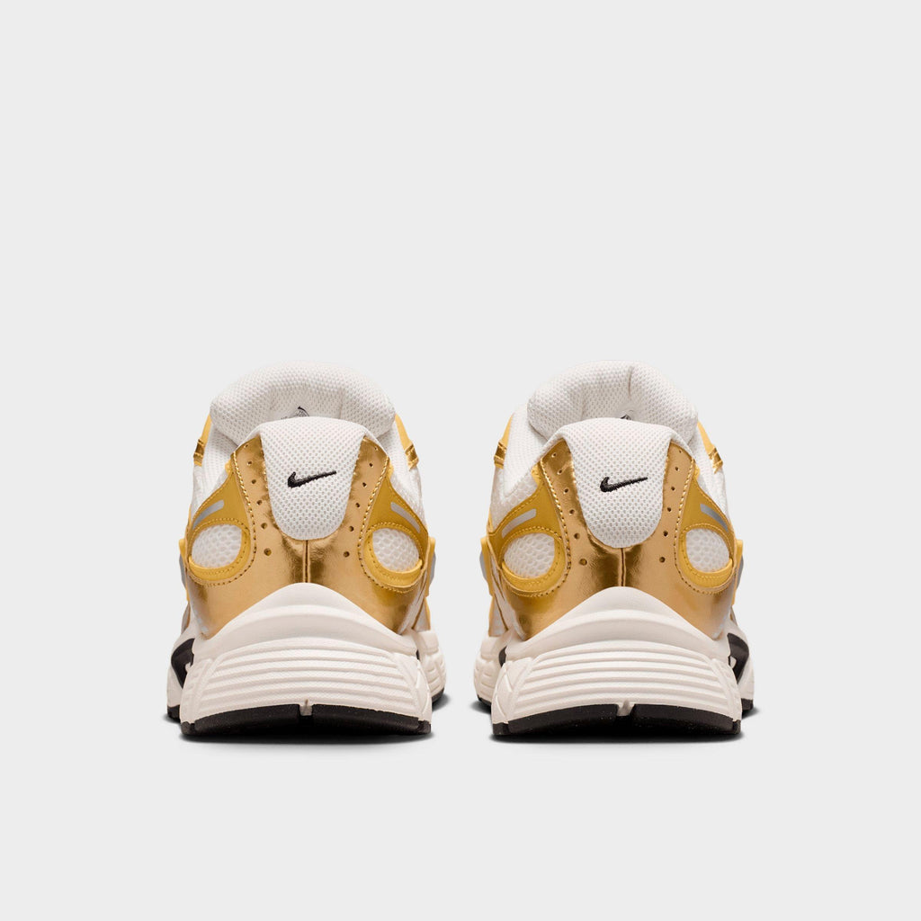 Men's Nike V5 RNR Casual Shoes - Sail/Buff Gold/Saturn Gold/Black - view 4