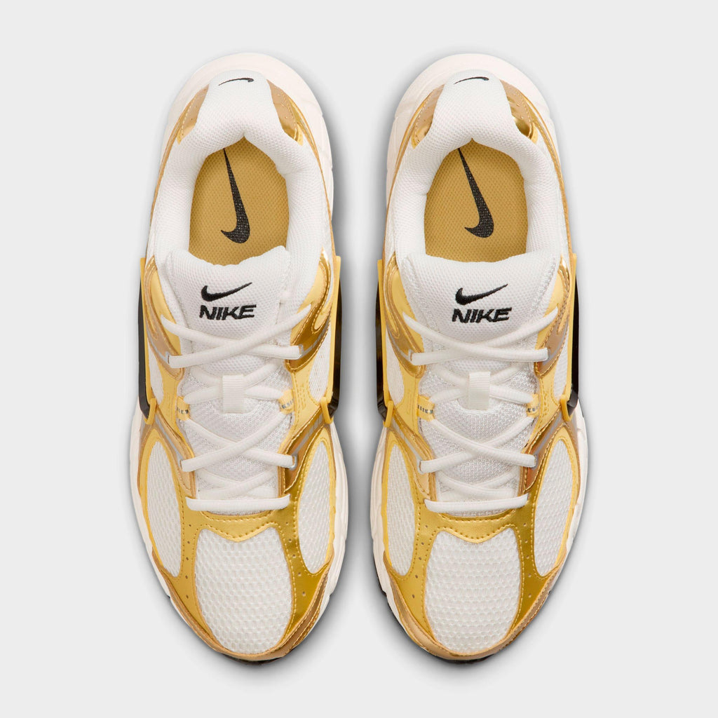 Men's Nike V5 RNR Casual Shoes - Sail/Buff Gold/Saturn Gold/Black - view 5