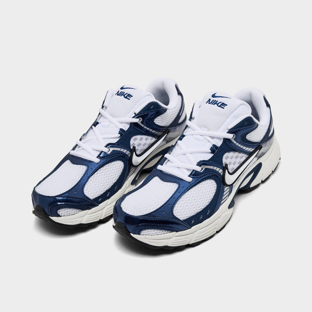 Men's Nike V5 RNR Casual Shoes - White/Midnight Navy/Metallic Silver/White - view 2