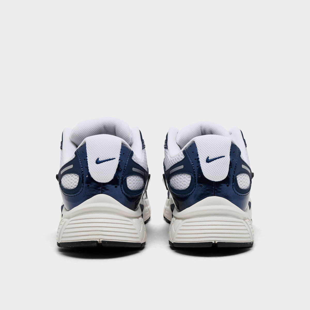 Men's Nike V5 RNR Casual Shoes - White/Midnight Navy/Metallic Silver/White - view 4