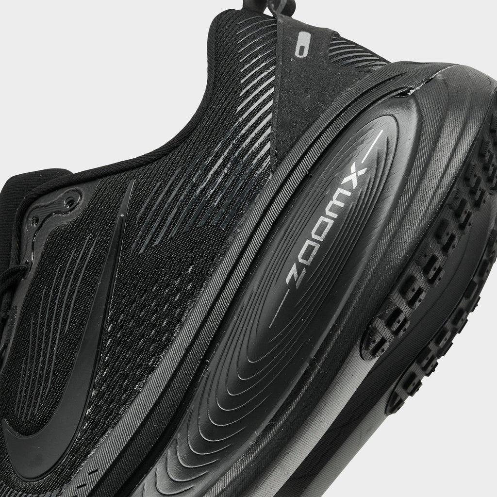 Men's Nike Vomero 18 Running Shoes - Black/Dark Smoke Grey/Light Smoke Grey/Black - view 3