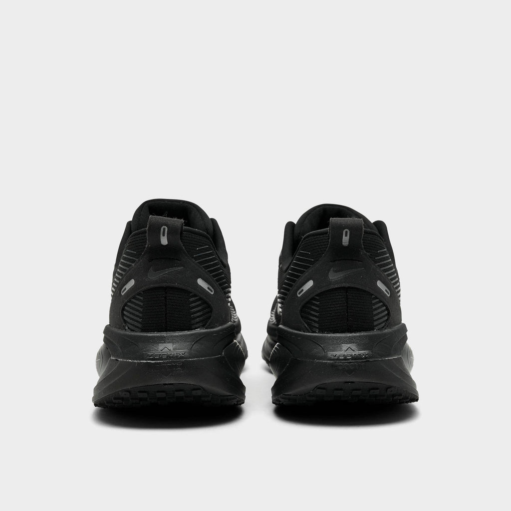 Men's Nike Vomero 18 Running Shoes - Black/Dark Smoke Grey/Light Smoke Grey/Black - view 4