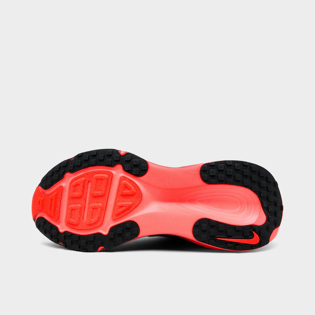 Men's Nike Vomero 18 Running Shoes - Black/Bright Crimson/University Red - view 6