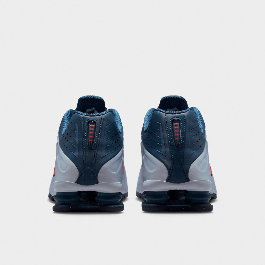 Men's Nike Shox R4 Casual Shoes - Football Grey/New Slate/Blue Eclipse/Bright Crimson - view 4
