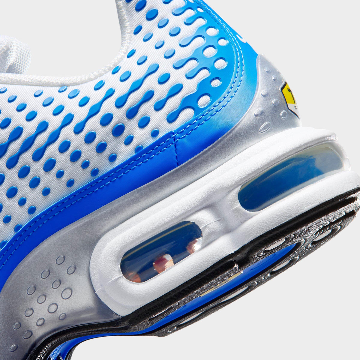 Men's Nike Air Max Plus VII Casual Shoes - White/Blue Crystal/Metallic Silver/White - view 3