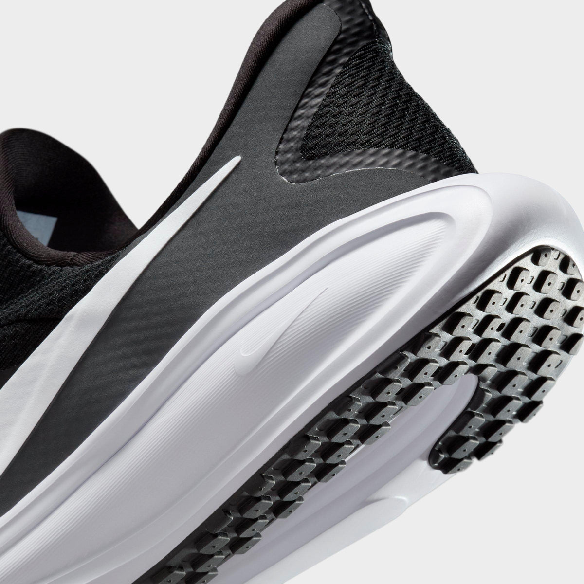 Men's Nike Revolution 8 EasyOn Running Shoes - Black/Anthracite/Wolf Grey/White - view 3