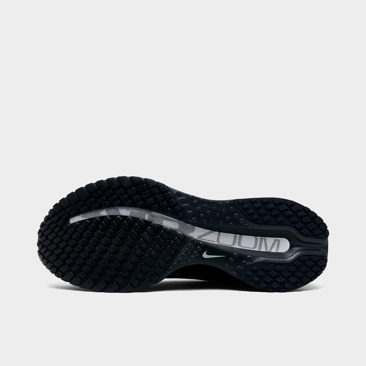 Men's Nike Pegasus Premium Running Shoes - Black/Metallic Silver/Black - view 6