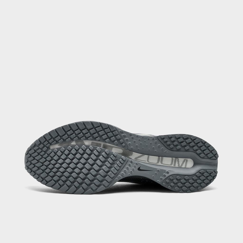 Men's Nike Pegasus Premium Running Shoes - Wolf Grey/Cool Grey/Anthracite/Sail - view 6