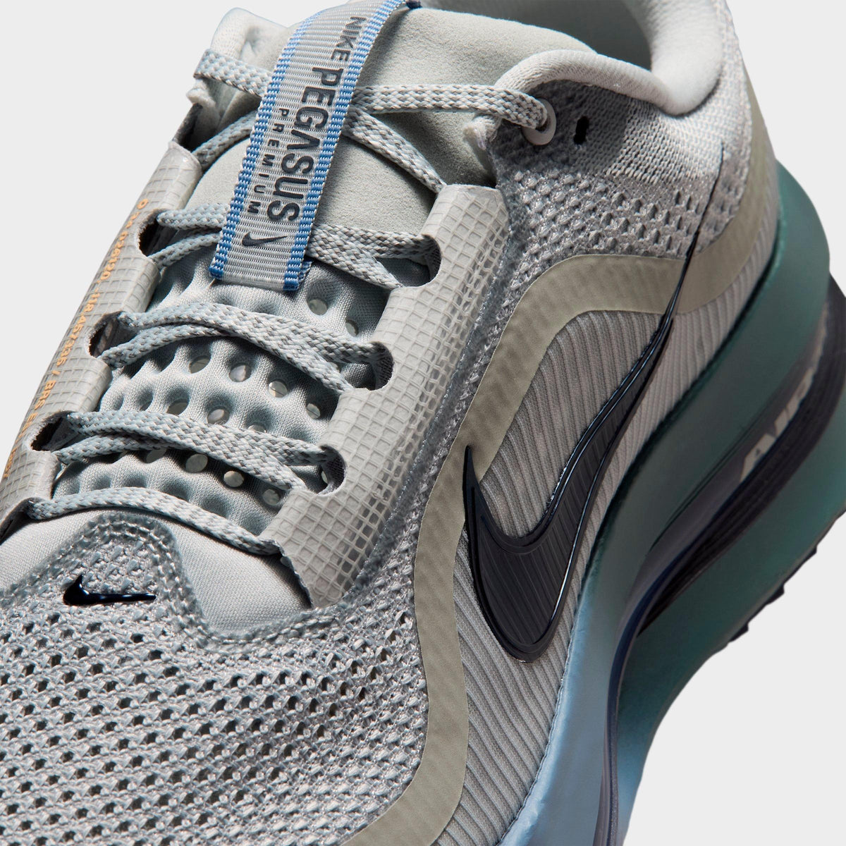 Men's Nike Pegasus Premium Running Shoes - Grey Mist/Mineral Slate/Work Blue/Dark Obsidian - view 3