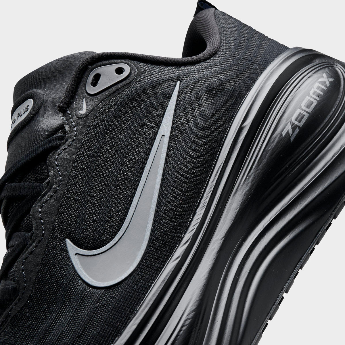 Men's Nike Vomero Plus Running Shoes - Black/Dark Smoke Grey/Metallic Dark Grey - view 3
