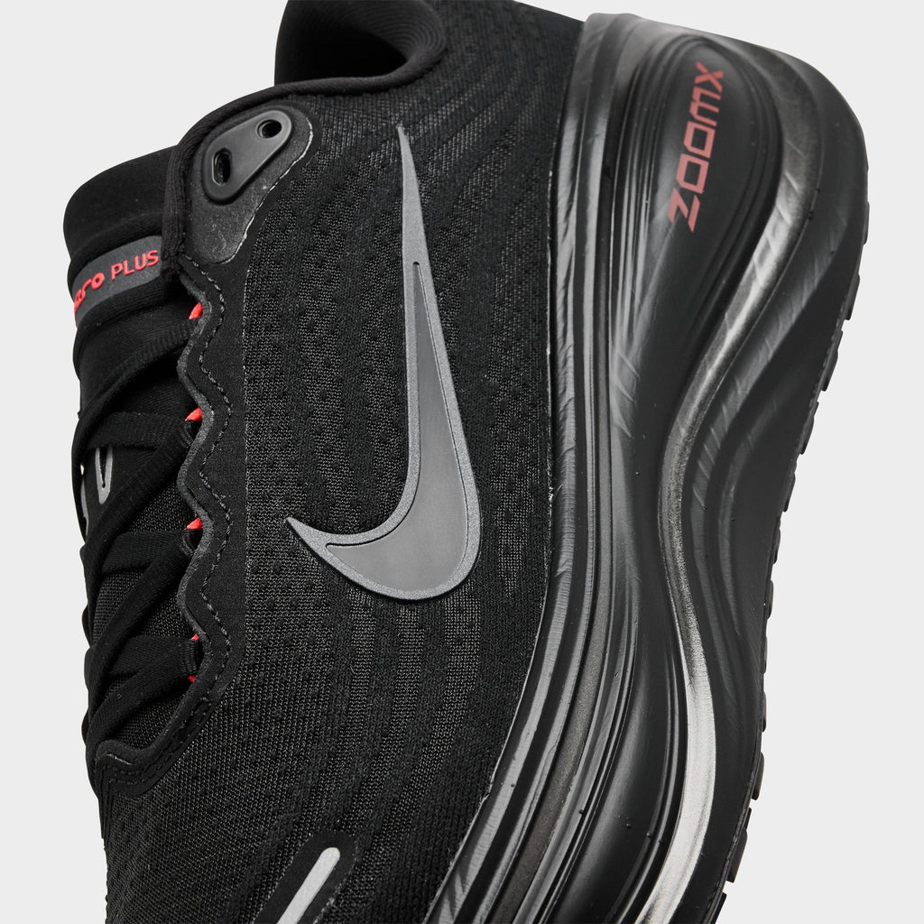 Men's Nike Vomero Plus Running Shoes - Black/Black/Bright Crimson/Wolf Grey - view 3