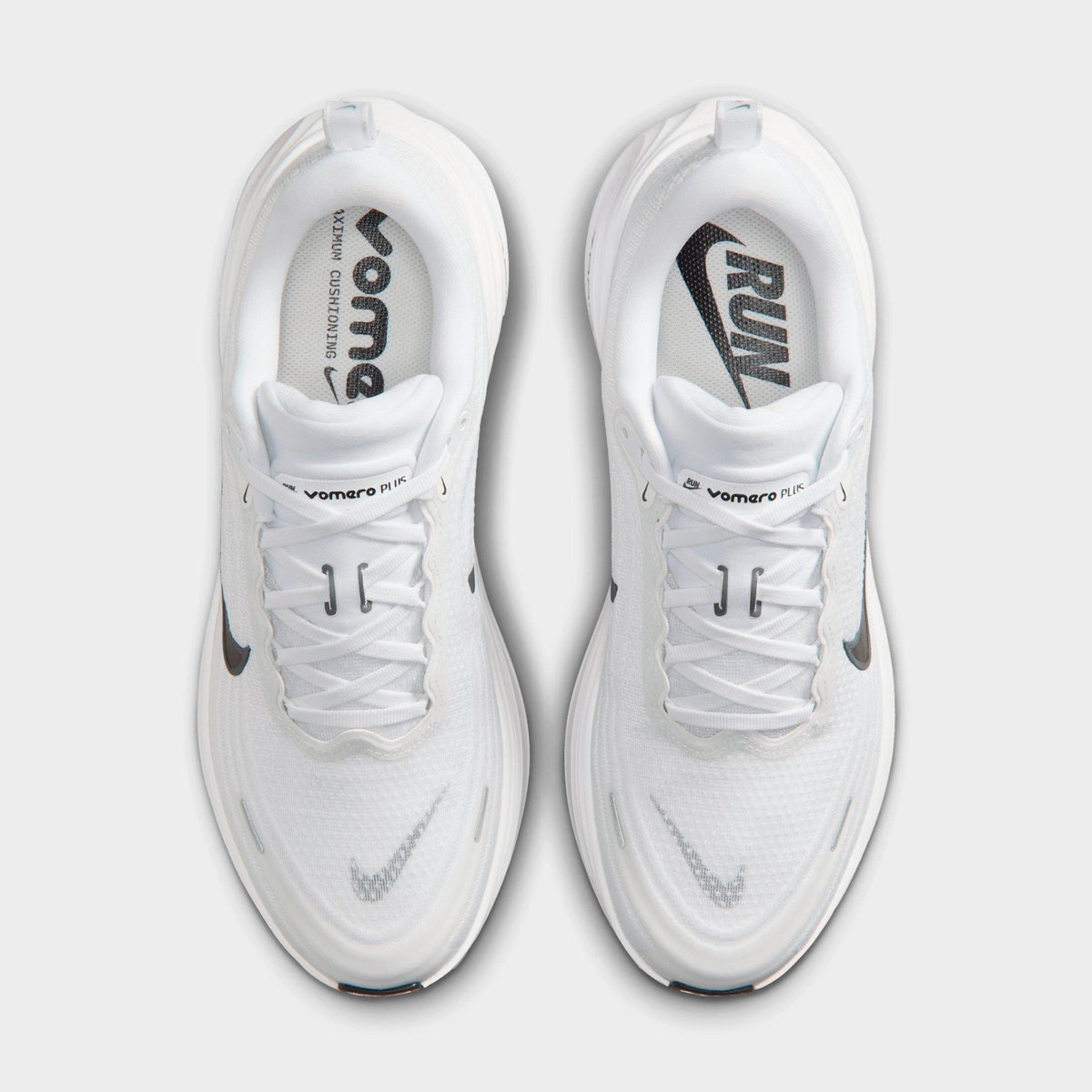 Men's Nike Vomero Plus Running Shoes - White/Dark Smoke Grey/Metallic Dark Grey/Black - view 5