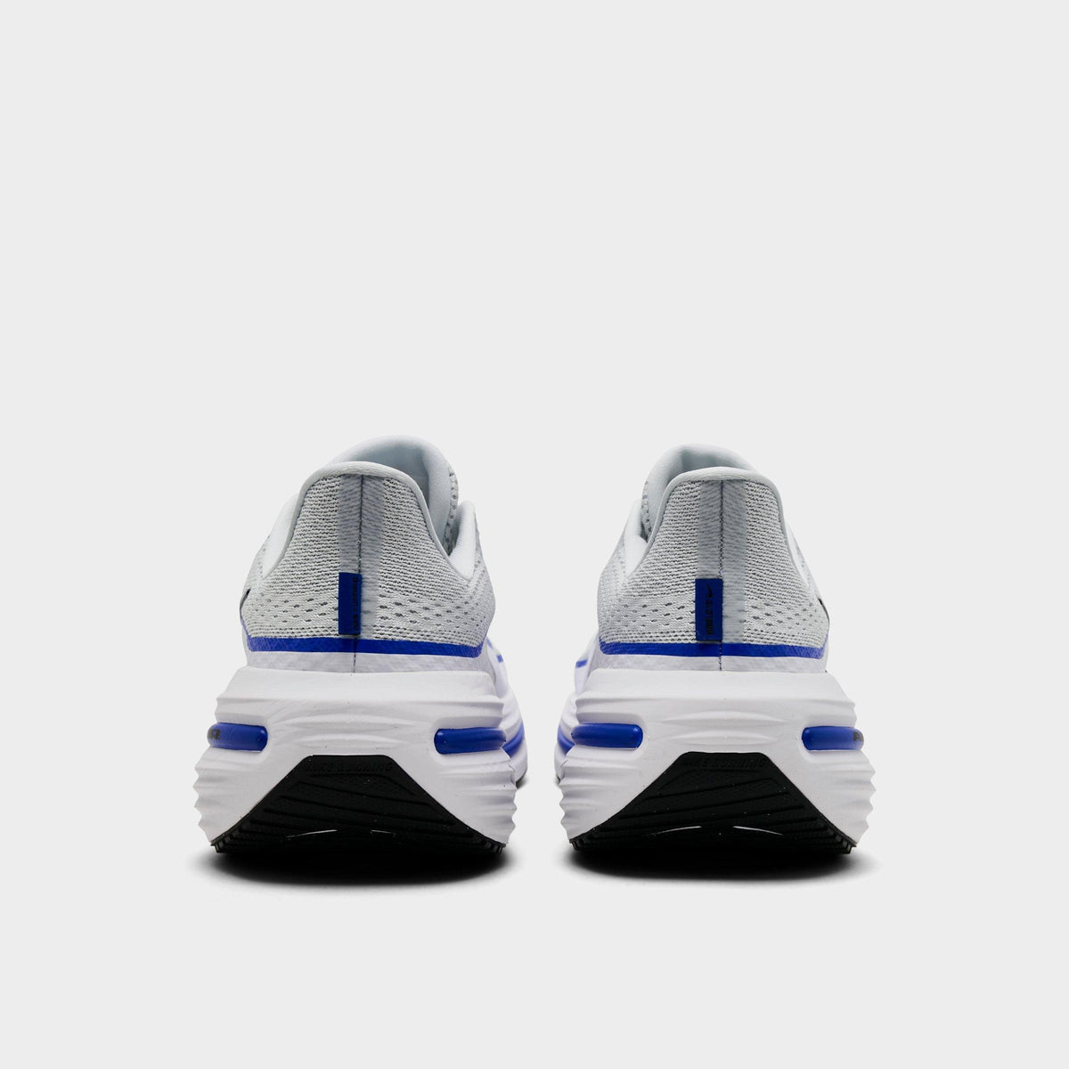 Men's Nike Air Winflo 12 Road Running Shoes - Off White/Black/White/Wolf Grey - view 4