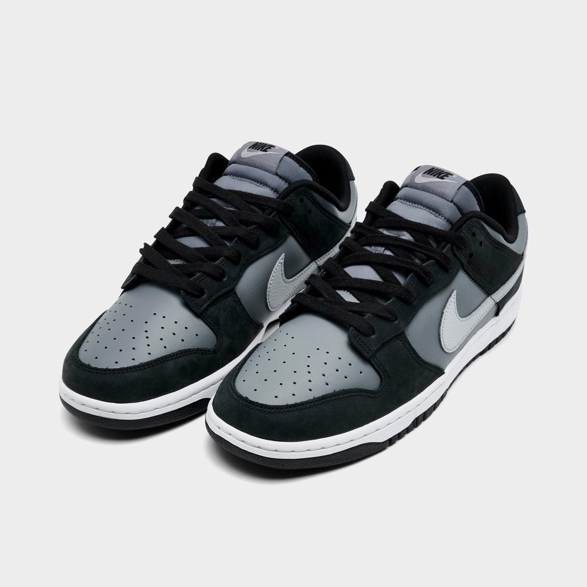 Men's Nike Dunk Low Retro Casual Shoes - Black/Light Smoke Grey/Smoke Grey/White - view 2