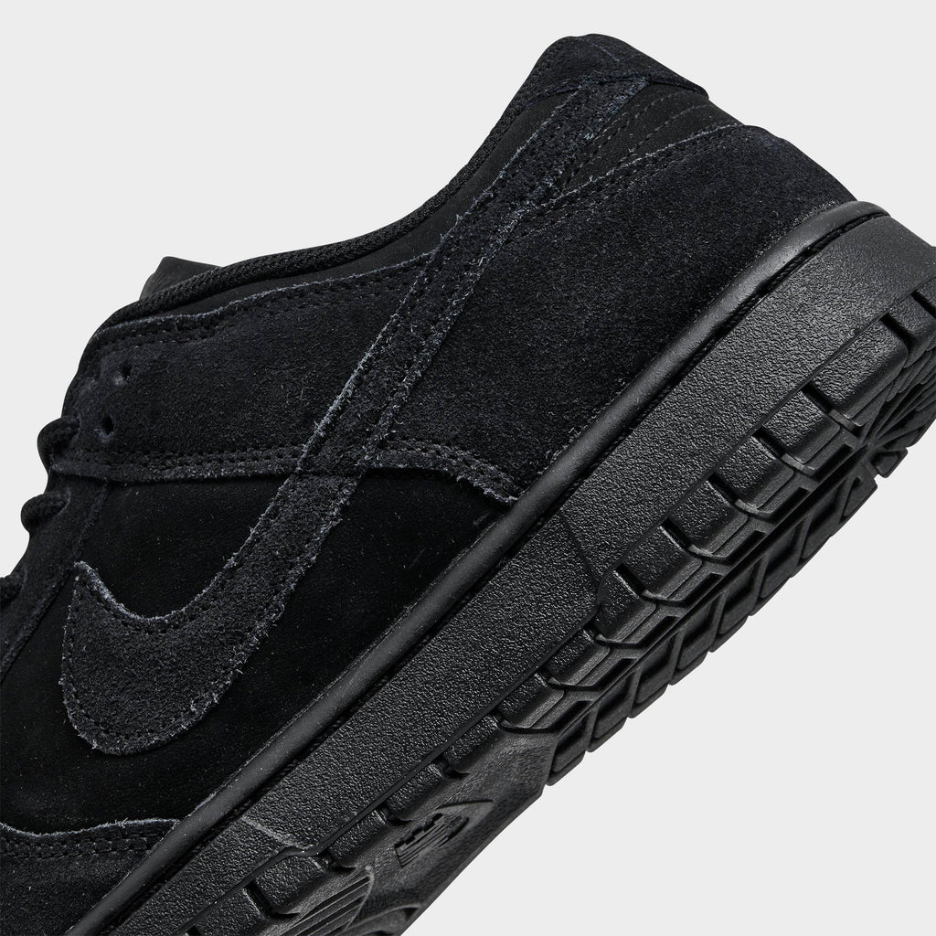 Men's Nike Dunk Low Retro SE Suede Casual Shoes - Black/Black/Black - view 3