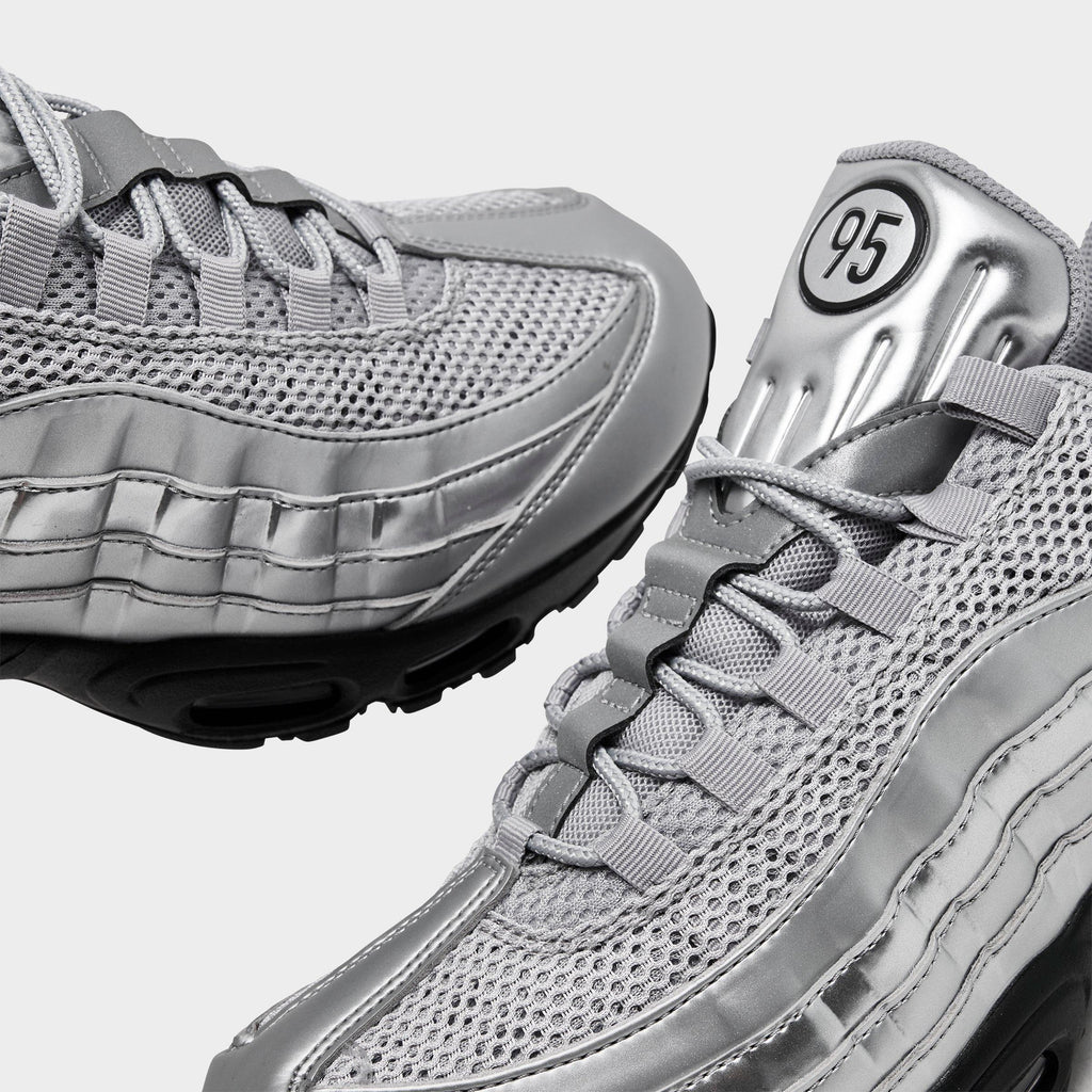 Men's Nike Air Max 95 Big Bubble Total 90 Casual Shoes - Metallic Silver/Black/Black - view 3