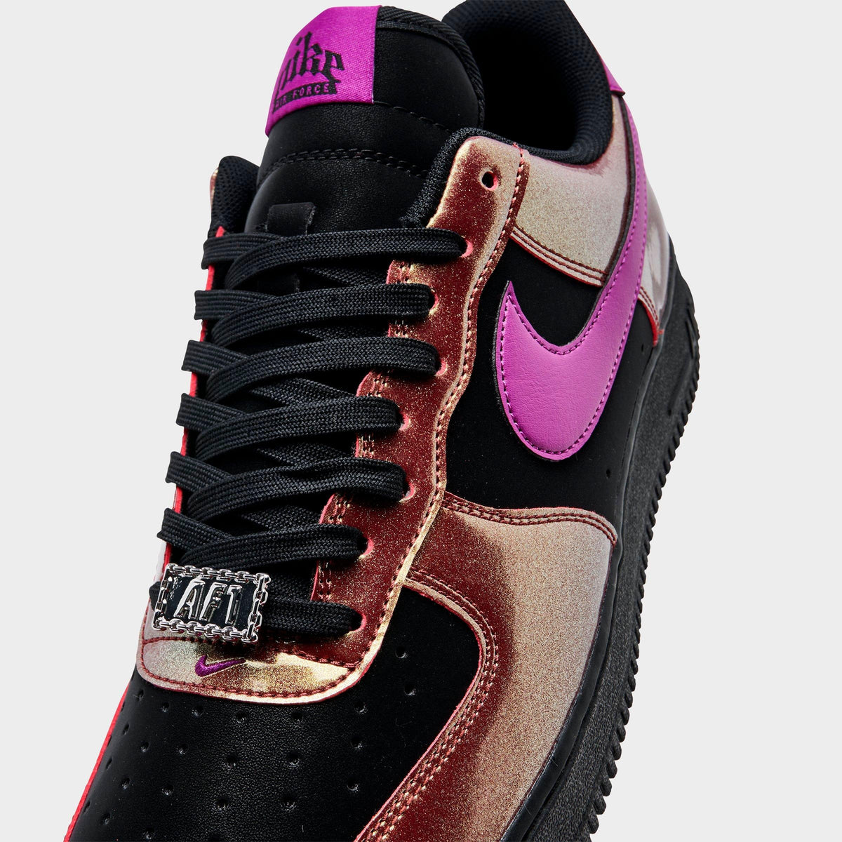 Men's Nike Air Force 1 '07 LV8 SE Glam Rock Casual Shoes - Black/Gold/Bold Berry - view 3