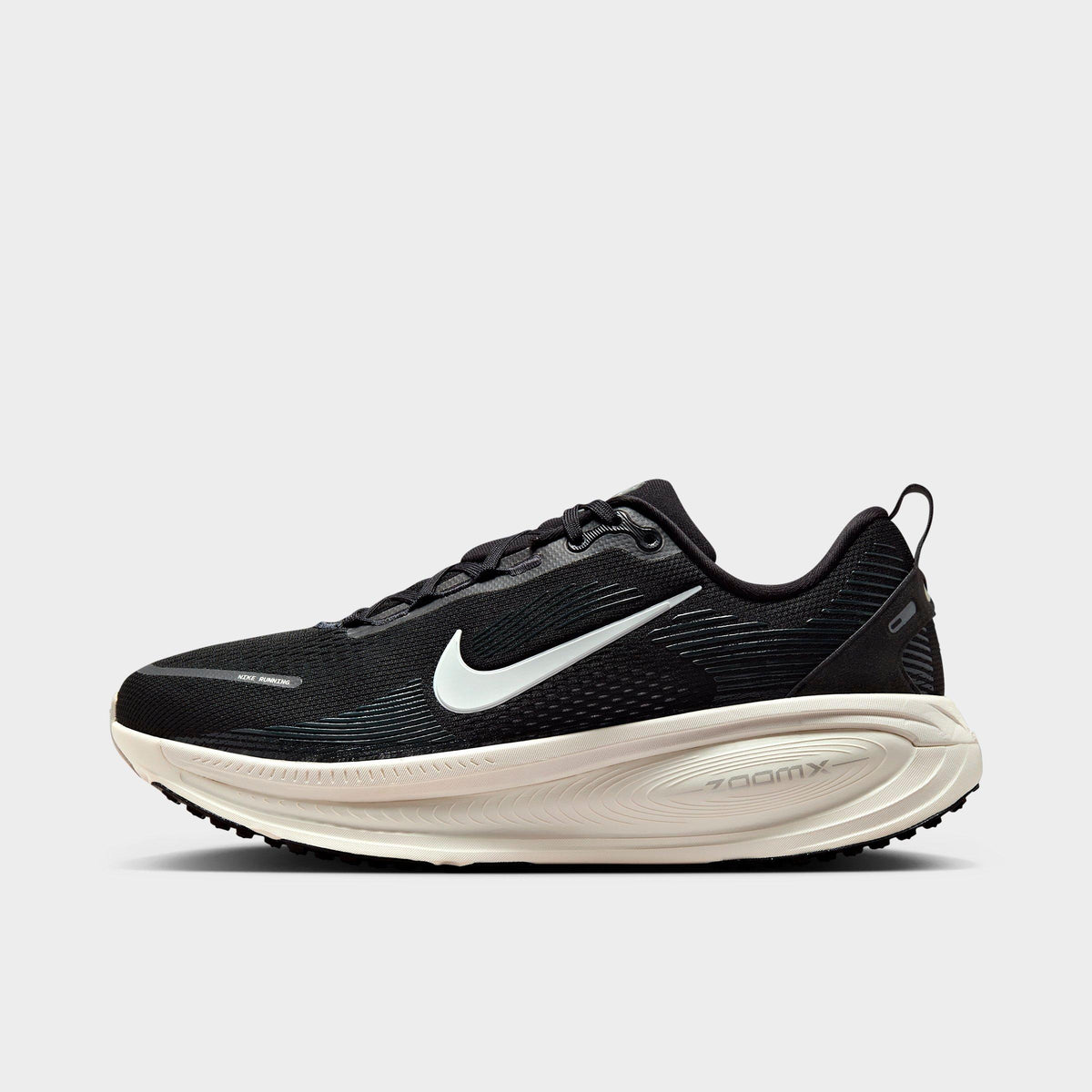 Men's Nike Vomero 18 Running Shoes (Extra Wide Width) - Black/Coconut Milk/Light Iron Ore/Summit White