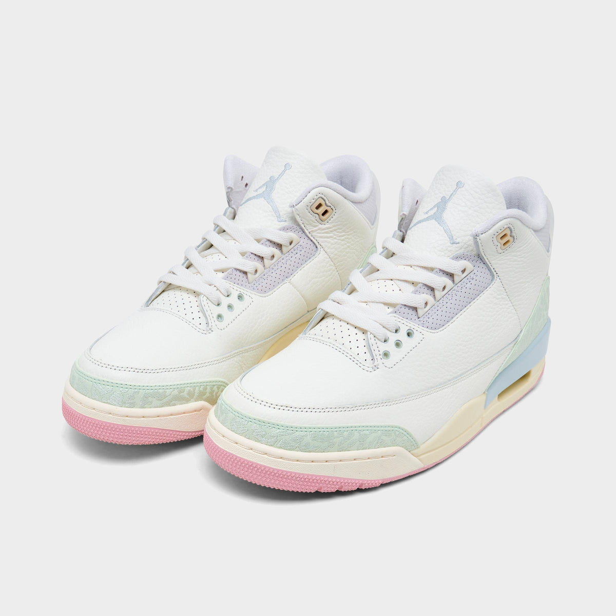 Men's Air Jordan Retro 3 Basketball Shoes - Sail/Jade Aura/Aura/Iced Carmine/Muslin/Iris Whisper - view 2