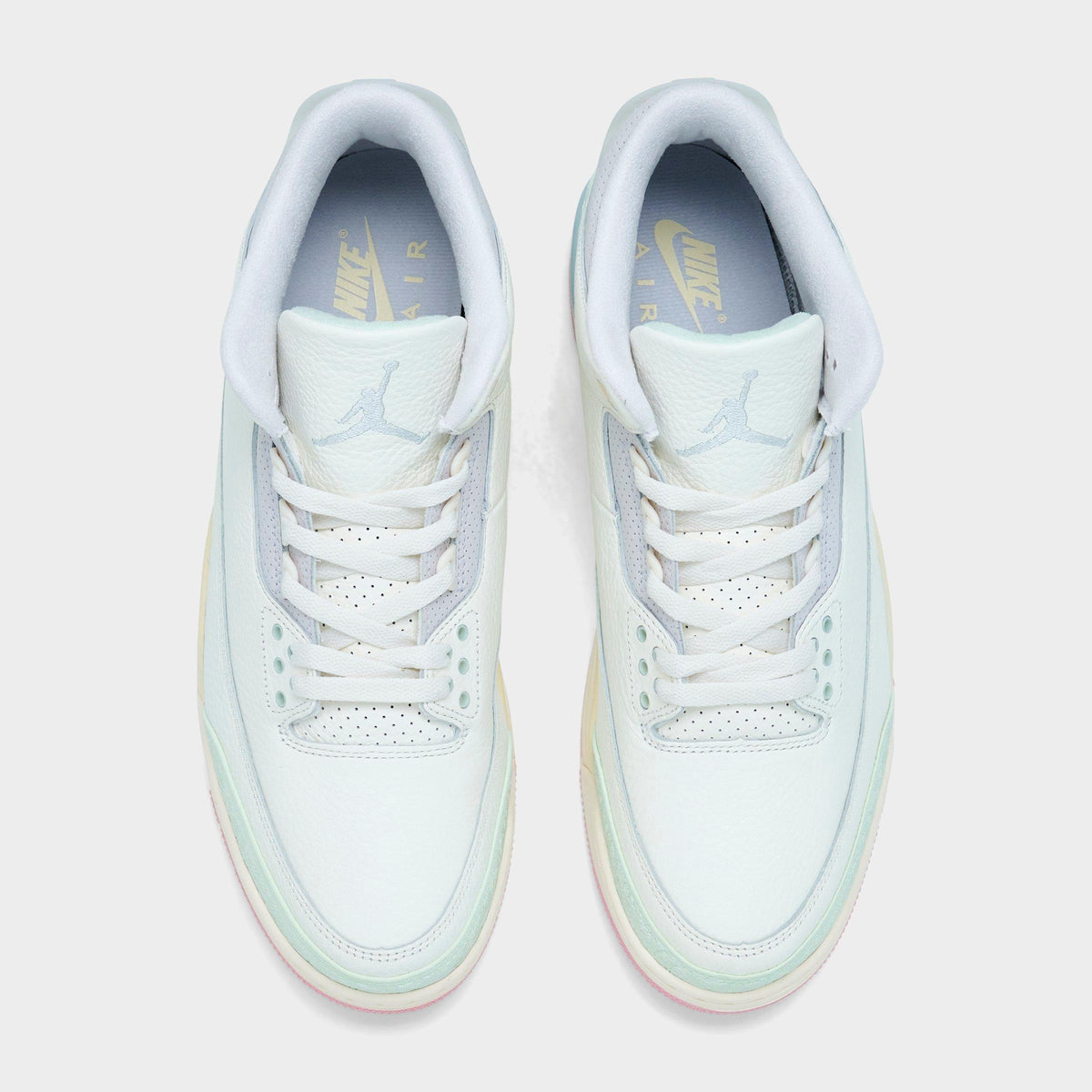 Men's Air Jordan Retro 3 Basketball Shoes - Sail/Jade Aura/Aura/Iced Carmine/Muslin/Iris Whisper - view 5