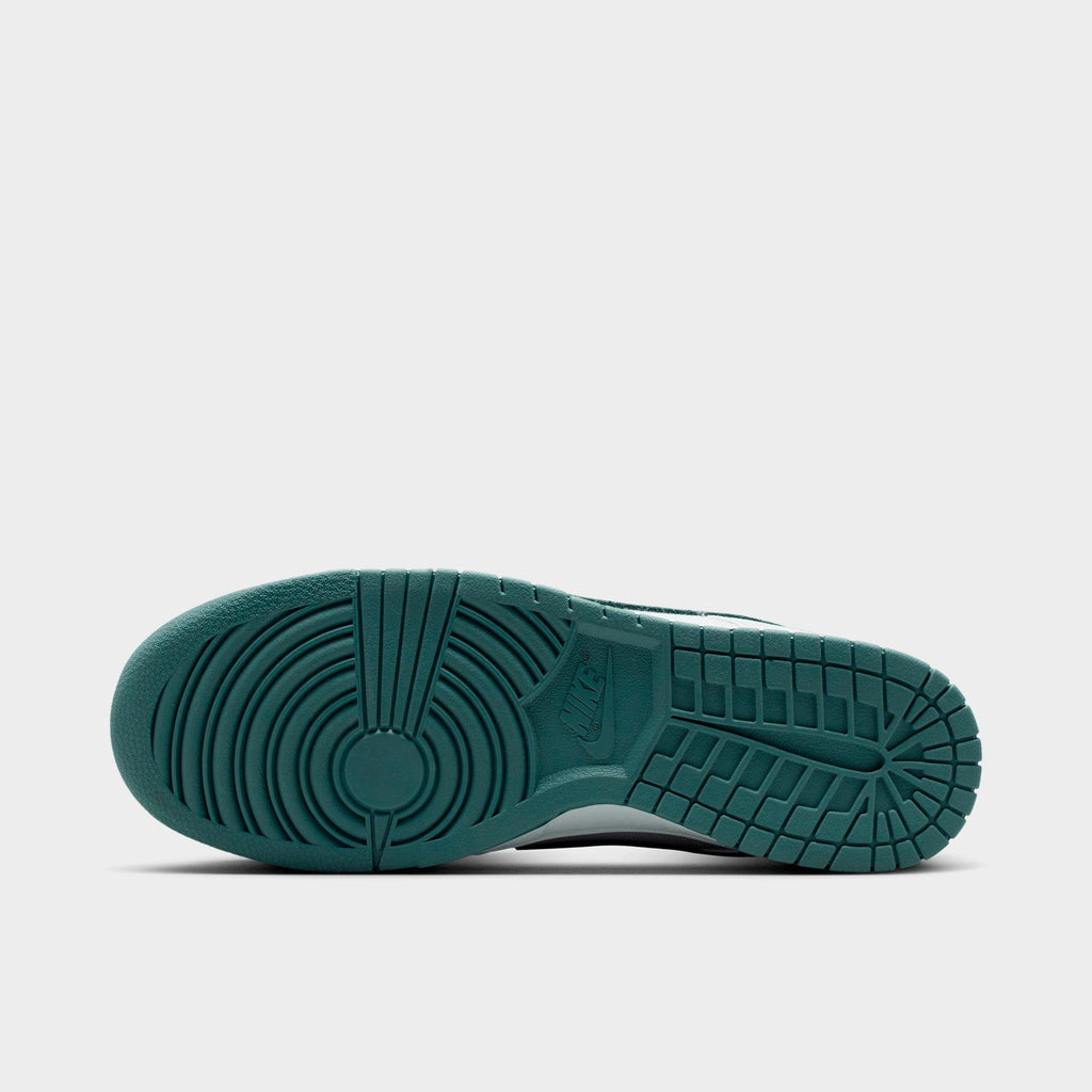 Men's Nike Dunk Low Retro Casual Shoes - Pure Platinum/Mineral Slate - view 6