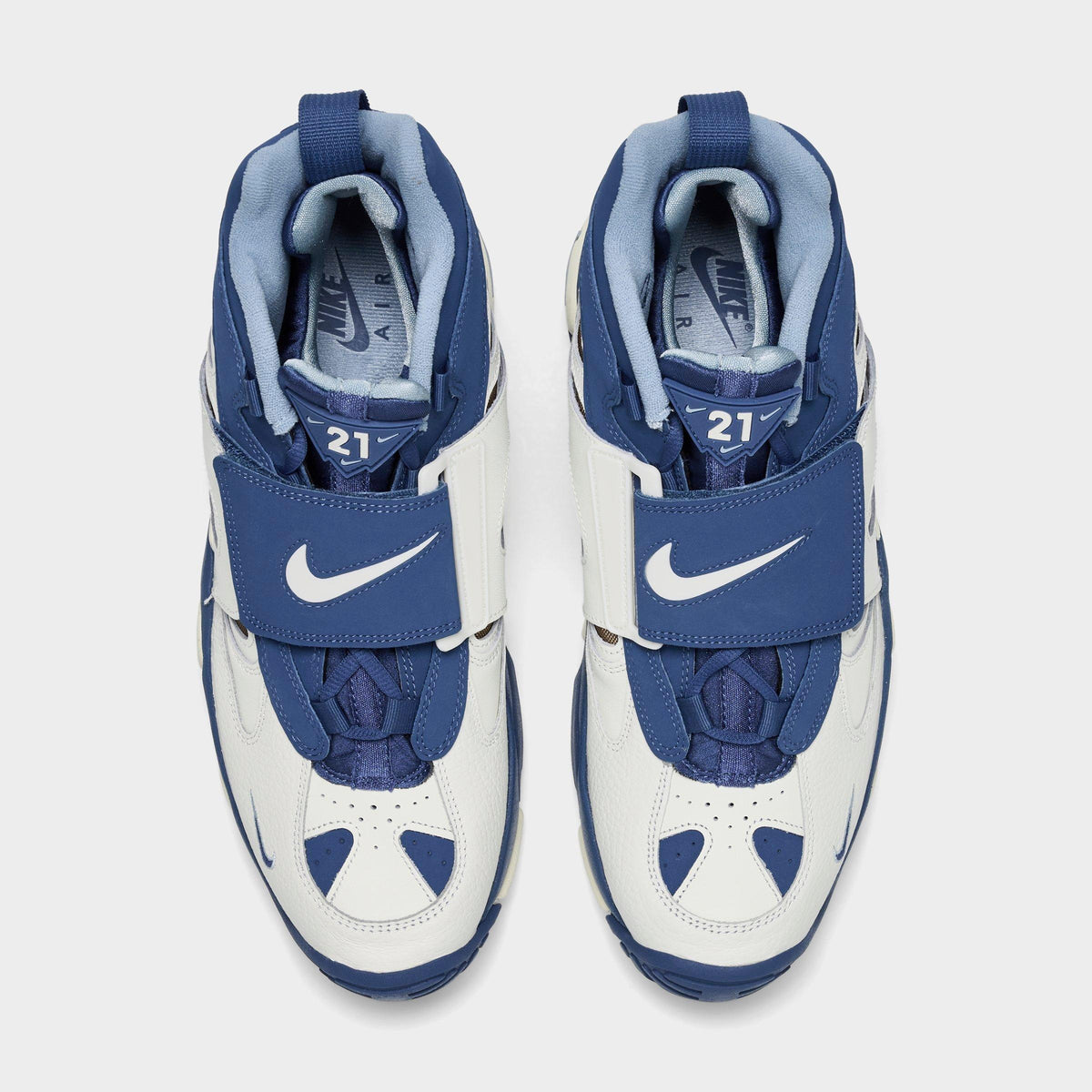Men's Nike Air Diamond Turf 2 Casual Shoes - Sail/Mystic Navy/Blue Grey/Metallic Gold - view 5