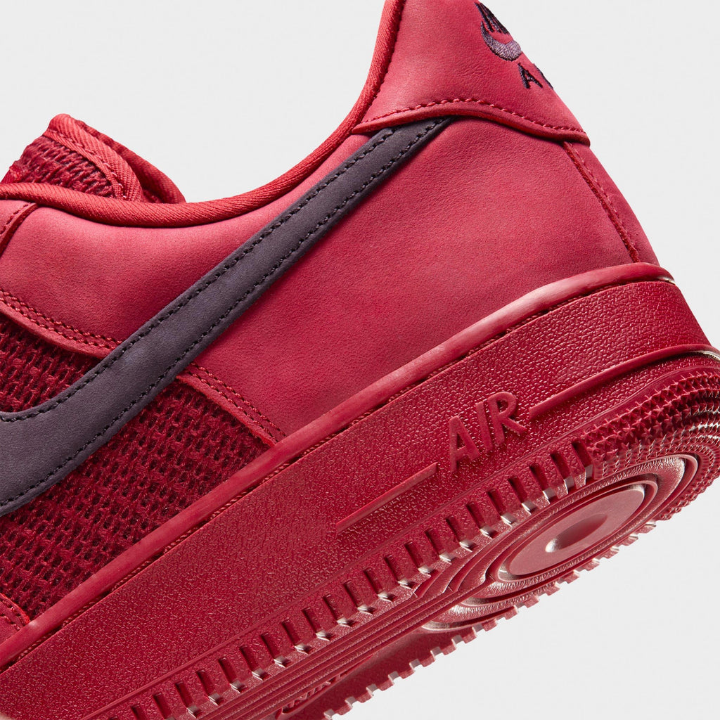 Men's Nike Air Force 1 '07 LV8 Woven Casual Shoes - Tough Red/Team Red/Metallic Silver - view 3