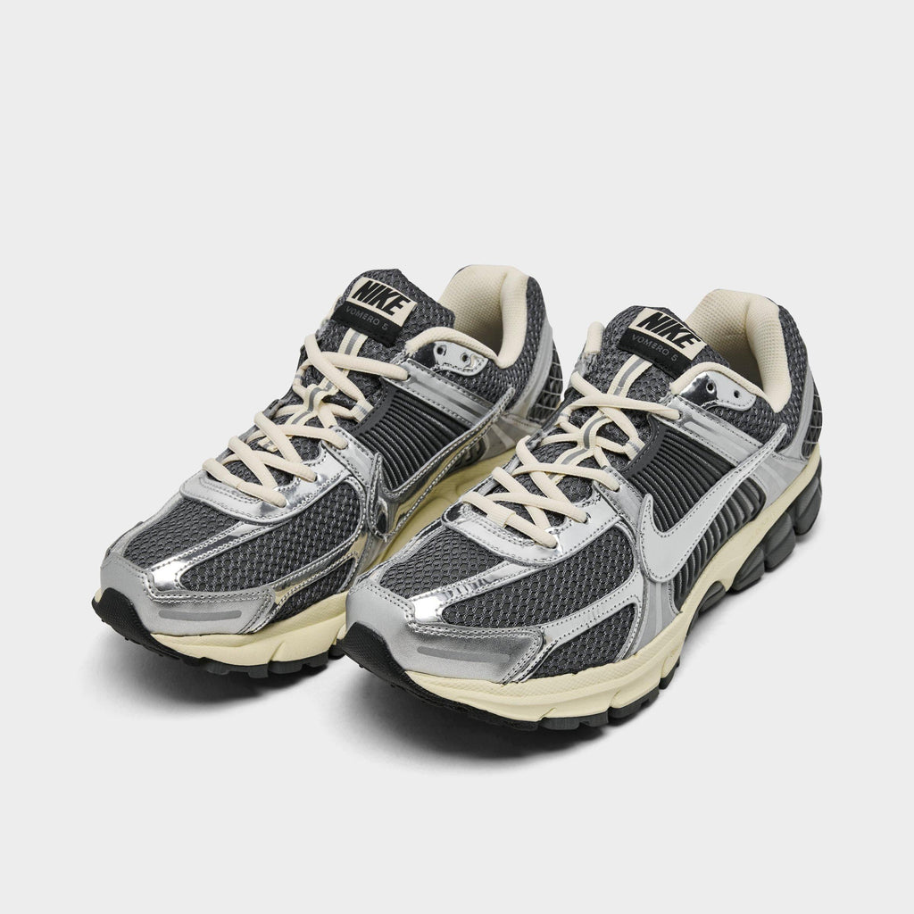 Men's Nike Zoom Vomero 5 Casual Shoes - Iron Grey/Metallic Silver/Coconut Milk/Chrome - view 2