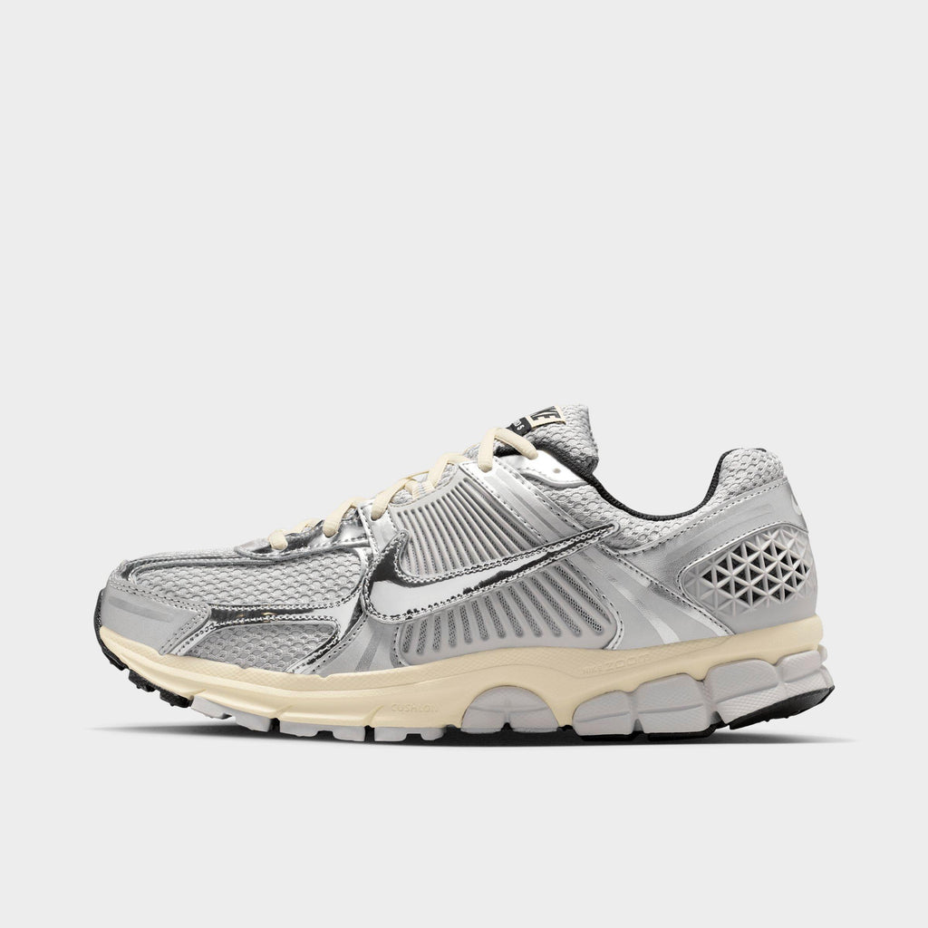 Men's Nike Zoom Vomero 5 Casual Shoes - Grey Fog/Metallic Silver/Coconut Milk/Chrome