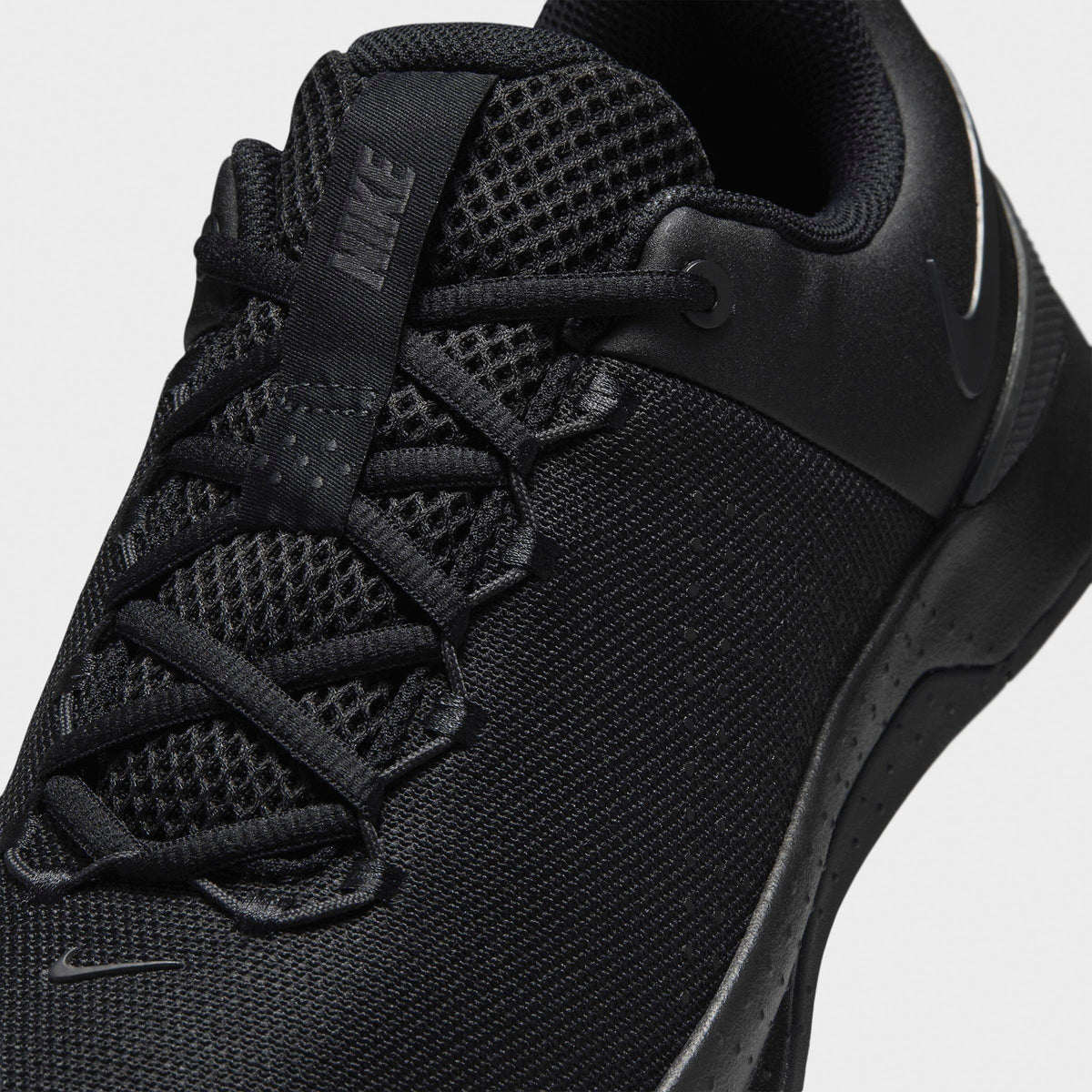 Men's Nike MC Trainer 4 Training Shoes - Black/Dark Smoke Grey - view 3